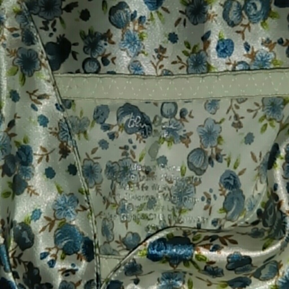 NWOT Nighty - Picture 2 of 3